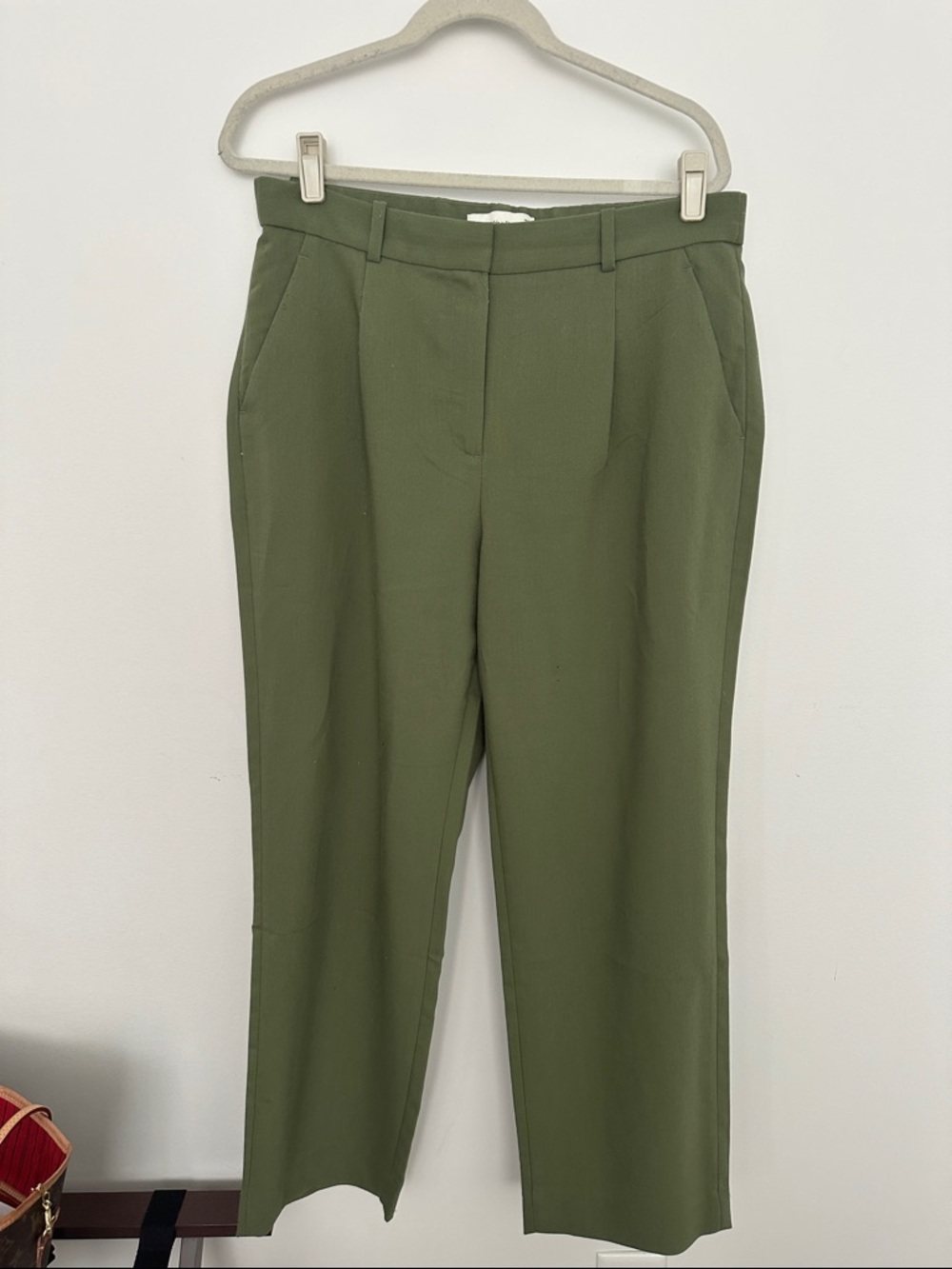 A&F Quinn Tailored Straight Pant - Olive